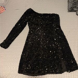 Loyeloy Black Sequin one shoulder dress